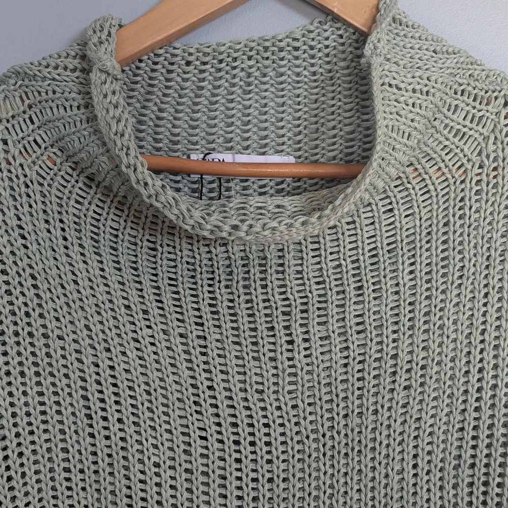 4/$10 ✨ Zara Light Green Knit Turtleneck Sweater‎ Women's Small Crochet Layers - Picture 4 of 7